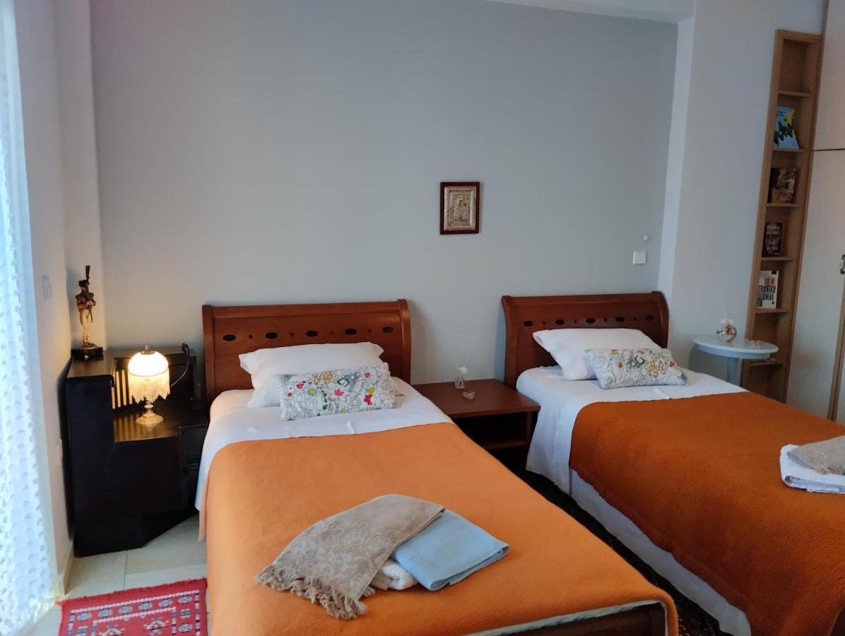 Πέτρινο Στη Θάλασσα Apartment Nafpaktos Bagian luar foto
