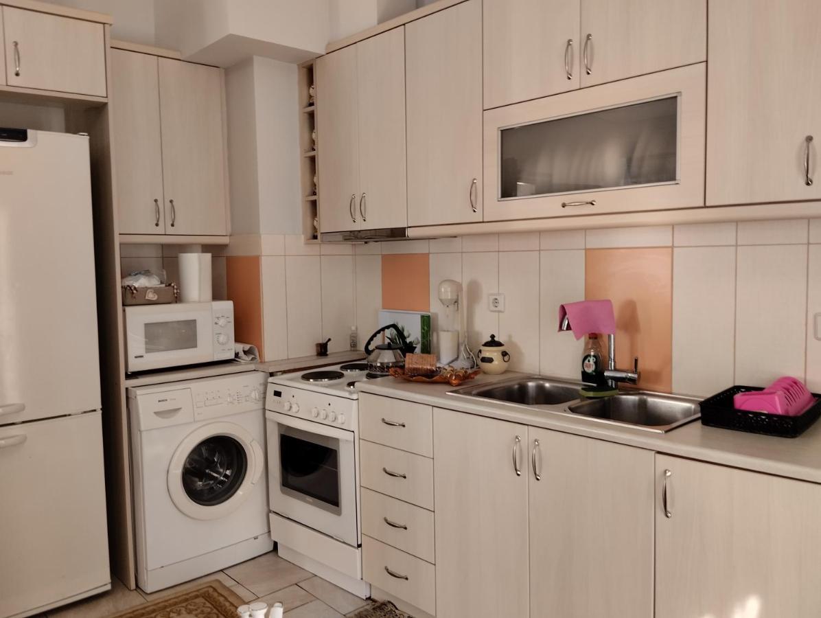 Πέτρινο Στη Θάλασσα Apartment Nafpaktos Bagian luar foto